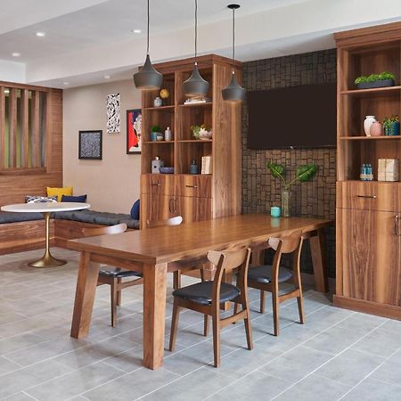 Four Points By Sheraton Chicago Schaumburg Εξωτερικό φωτογραφία